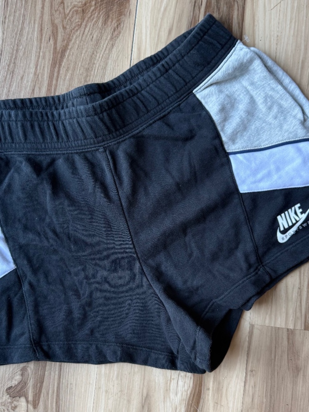 Nike Large Pull on Shorts Black and gray